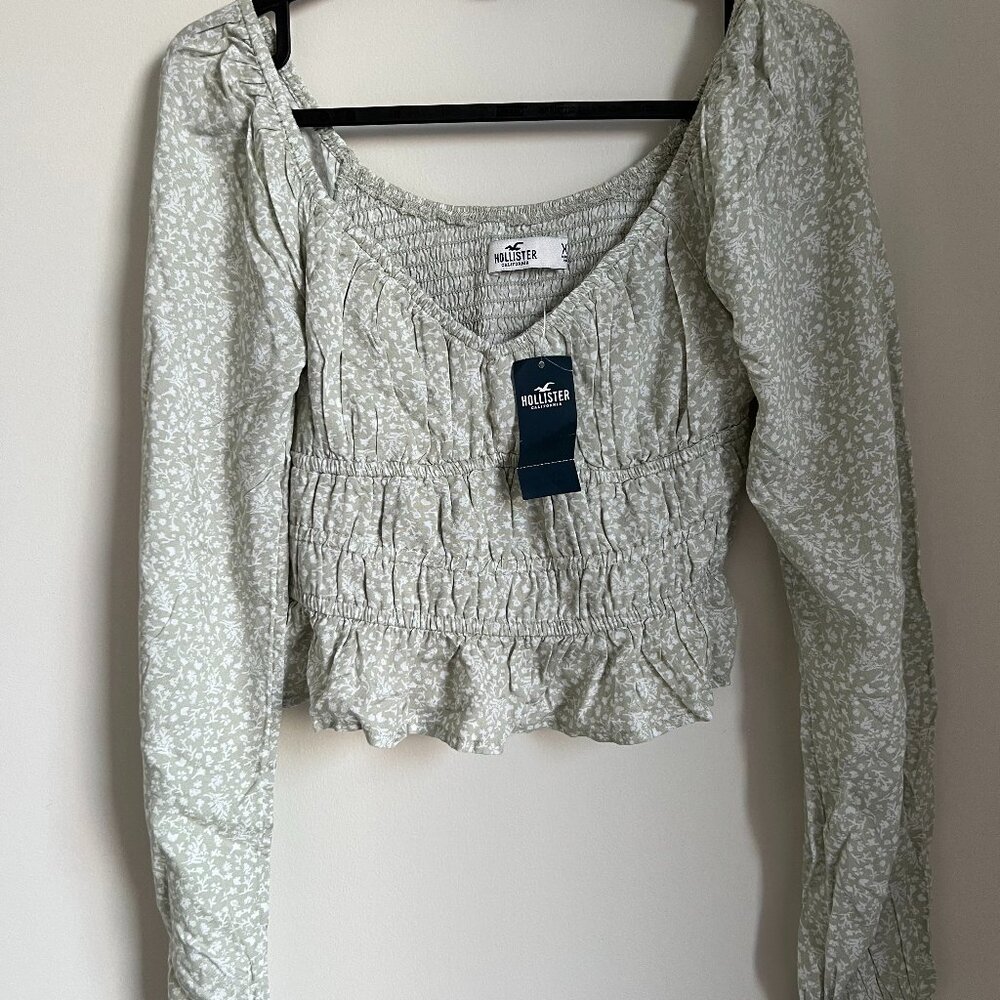 Hollister Floral Green Top Long Sleeve